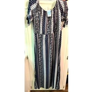 Navy and white printed off the shoulder maxi dress size 2X
